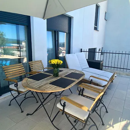 Apartment Luxury Ansi